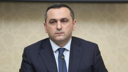 Həftə sonları yalnız bu şəxslərin işləməsinə İCAZƏ VERİLƏCƏK