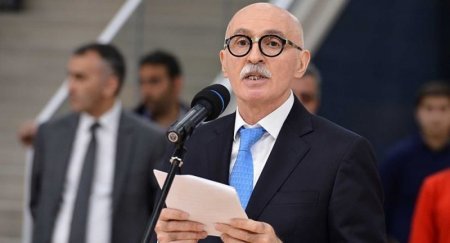 Təhsil Nazirliyi Firudin Qurbanova tapşırıldı - SƏRƏNCAM