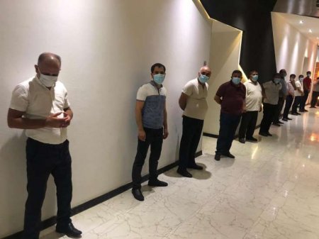 Sabunçuda kiçik toy məclisi keçirmək istəyənlərin qarşısı polislər tərəfindən alındı