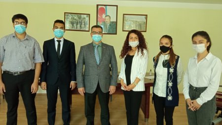 Novruz Aslanov gənclərlə görüşdü