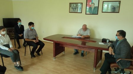 Novruz Aslanov gənclərlə görüşdü