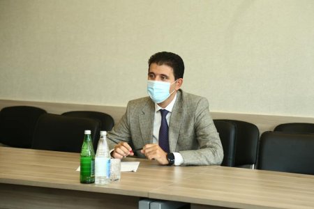 38 saylı Nizami İkinci (Gəncə) seçki dairəsindən Milli Məclisə deputat seçilmiş Naqif Həmzəyev seçiciləri ilə növbəti görüşünü keçirib