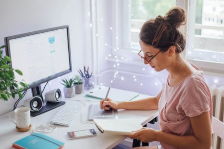 Onlayn dərsin müddəti nə qədər olmalıdır – 45, yoxsa 30 dəqiqə?