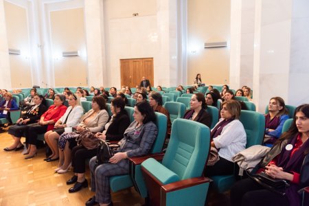 “Aqrar sektorun inkişafında qadınların töhfəsi” mövzusunda konfrans keçirilib