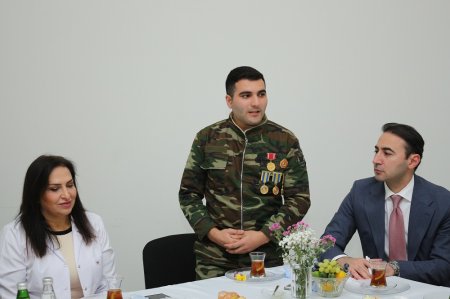 Reabilitasiya kursu keçən müharibə əlilləri ilə növbəti görüş olub