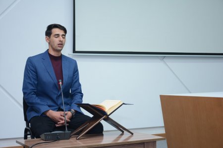 “Əbədiyyət yolu” kitabının təqdimat mərasimi keçirilib