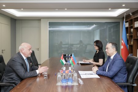 Əmək və Əhalinin Sosial Müdafiəsi Nazirliyində İordaniyanın ölkəmizdəki səfiri ilə görüş olub